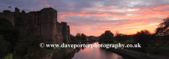 Sunset view over the ruins of Newark Castle