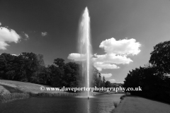 Water fountain, Stanway House and gardens