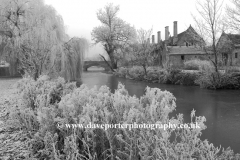 Frosty scene, river Welland Meadows, Stamford