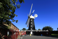 Dobsons Windmill, Burgh le Marsh village