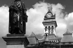 Sir Issac Newton and the Guildhall, Grantham