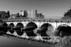 River Trent bridge, Newark Castle, Newark on Trent