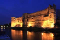 Dusk view over the ruins of Newark Castle