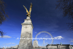War Memorial and London Eye, river Thames