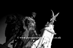 The Victoria Monument, Buckingham Palace