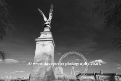 War Memorial and London Eye, river Thames