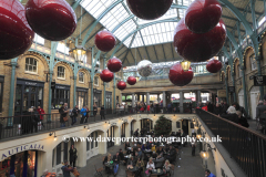 Christmas lights and market stalls, Covent Garden