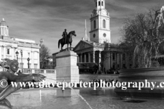 Water fountains with tourists, Trafalgar Square