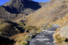 Mount Snowdon from the Miners Track footpath