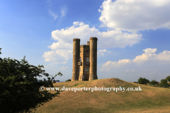 Summer view of Broadway Tower, Broadway village