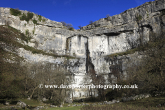 Malham Cove, limestone cliffs, Malhamdale