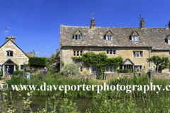 Cottages, River Eye, Lower Slaughter village