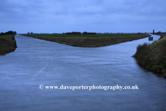 Windy day over the Twenty Foot Drain near Whittlesey