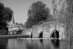 River Wye and the road bridge at Bakewell Town
