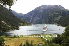 Cruise ships in Geirangerfjord, Geiranger town
