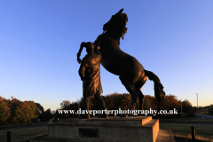 Sunrise over the Newmarket Stallion statue